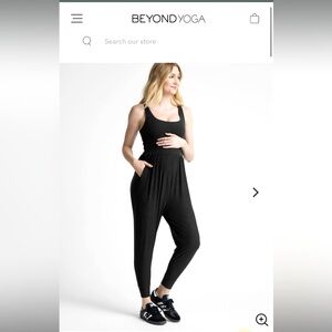 Maternity Beyond the Bump one piece romper in color core. Size Small